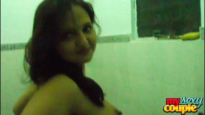 Desi Couple Sunny & Sonia: Desi Hot Wife in Shower Filmed by Husband - Sunny and...