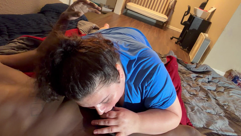 Sloppylynn: Неохайна любить хороший масаж горла