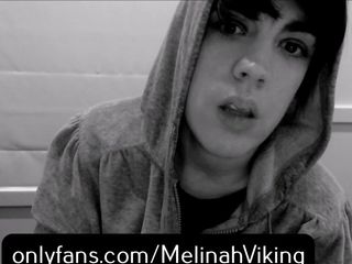 Melinah Viking: Hoodie Shyness