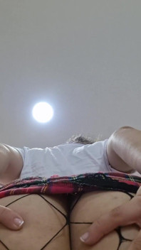 Saya duduk di muka awak. POV