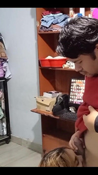 El Tecnico a Reparar Mi Laptop Y Cuando Descubrio Los Videos Que Tenia, Se Puso Tan Cachondo