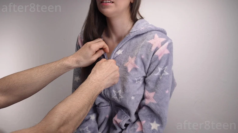 After8Teen: A Friend of My Stepda'd Came Inside Tonight. What to...