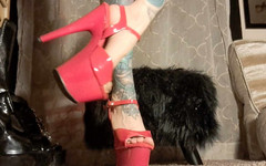 PandoraSG: Průvod fetišových podpatcích – zkoušení modelingu