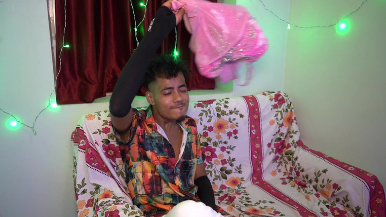 JAYESH GUPTA: Tejashwini Prabhakar ночь вечеринки