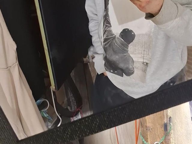 I Am Looking on Myself in Mirror if I Am Sexy Now (Jerkoff lover)