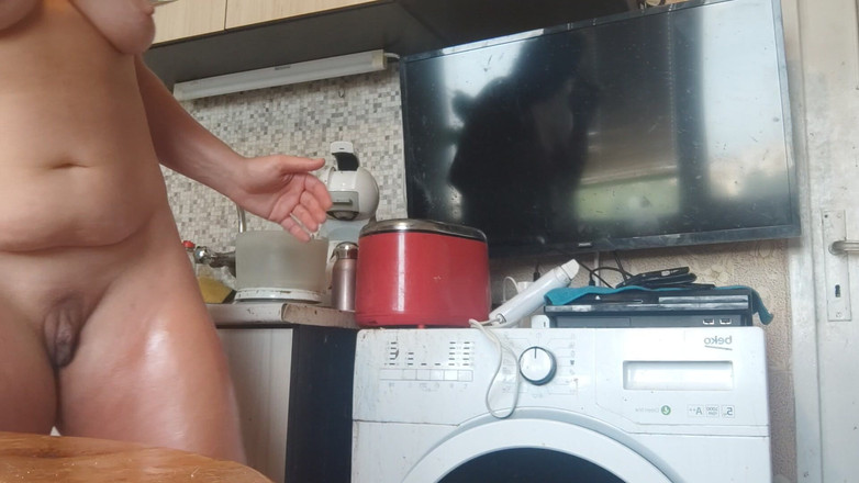 Putarankahotmilf: T thoa và bôi dầu lên