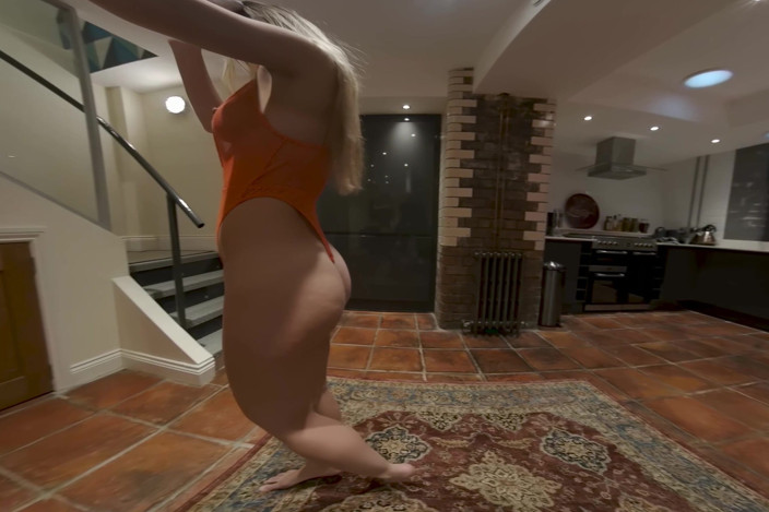 Stripz VR: Nudez