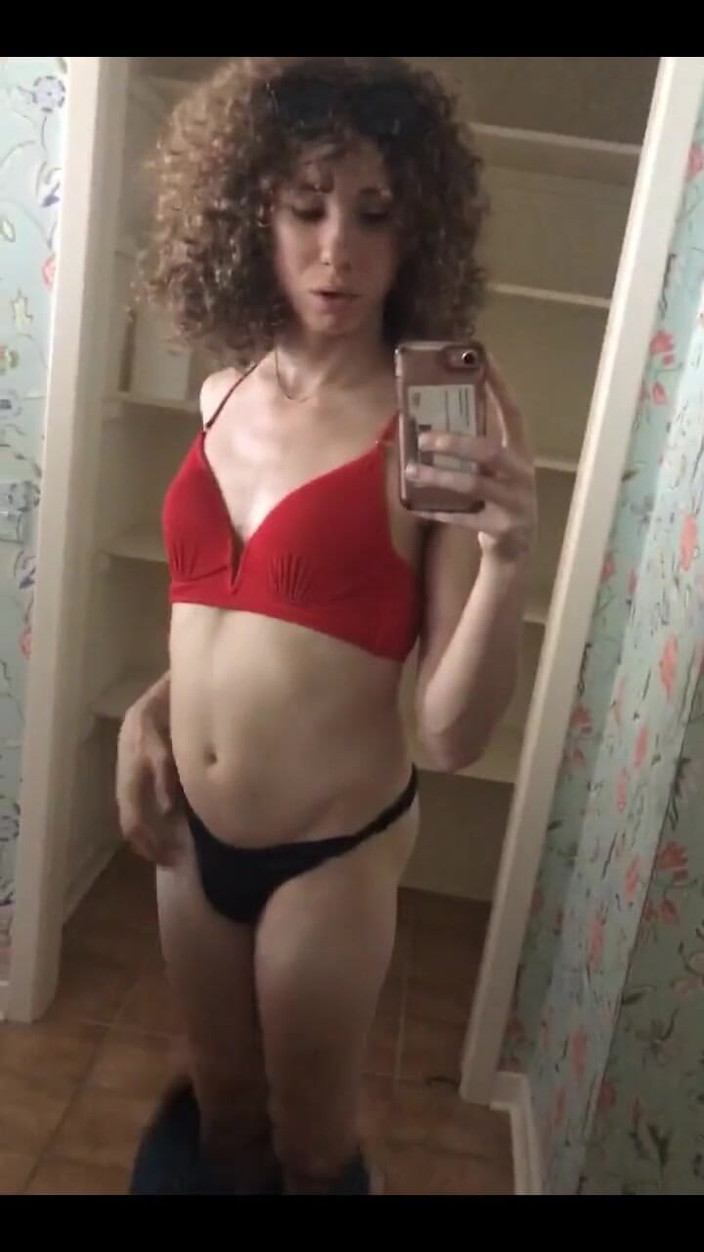 Tia Tizzianni Productions: Diventando cattivo al lago a serie