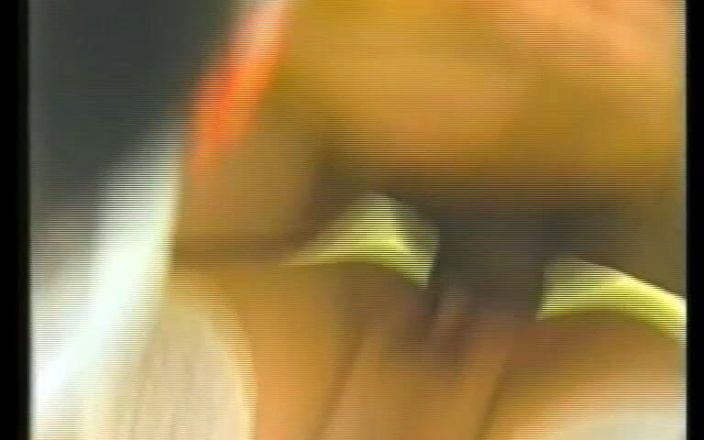90's Italian Amateur: Fantastické italské amatérské porno nikdy vydáno ve VHS # 1