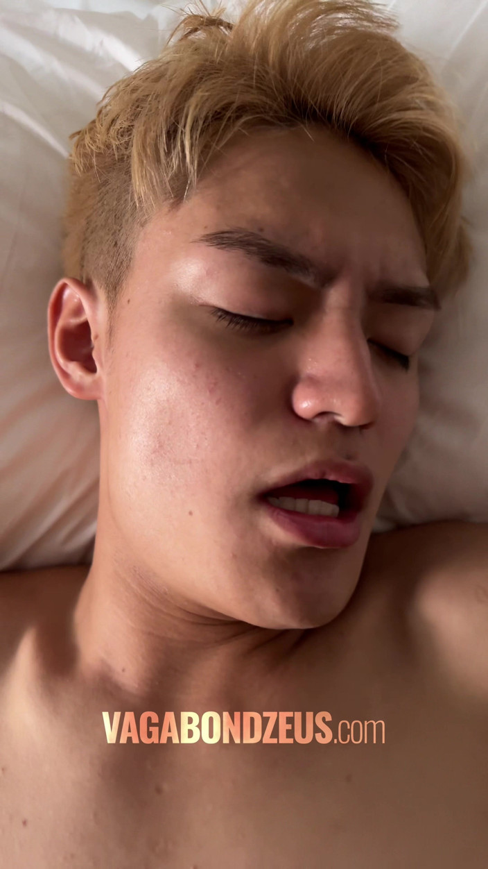 VagabondZeus - Erotic Filmmaker: Mitt hemliga valv audition med japansk Twink del 3