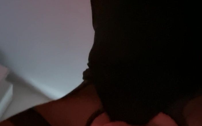 Lauralalouve: Bonne Onani Chambre Rouge