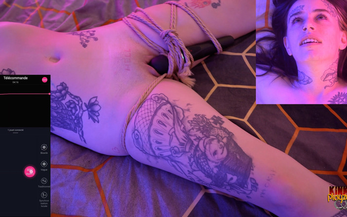 KinkyPlayzone: Lisred berusaha untuk tidak muncrat dengan klem puting - 4k