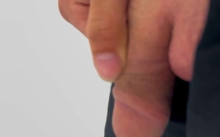 Apomit: Cậu bé tuổi teen đi tiểu chậm chuyển động pov cận cảnh...