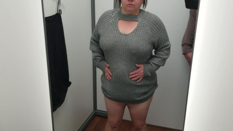 SexyNEBBW: Sexy BBW exhibitionist series part 2 - locker room