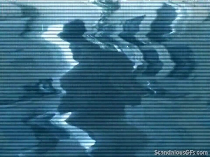 Scandalous GFs: 늙은 집주인에게 따먹히는 귀여운 십대 여친