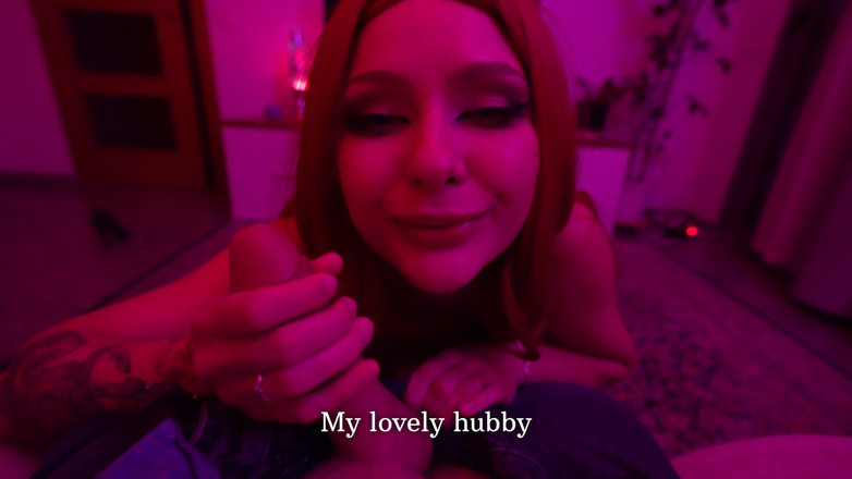 Alexa Poshspicy: Mia moglie è tornata dal club con un culo slogato. L'ho...