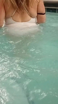 Hotel Pool