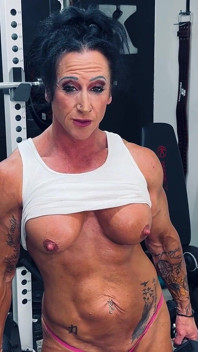 Kandy Flexes and Controls Your Load