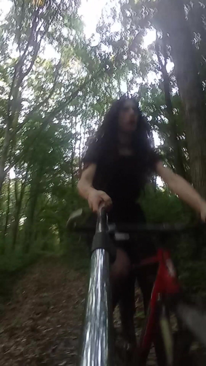 DiiVampy: Ich, dildo und der wald