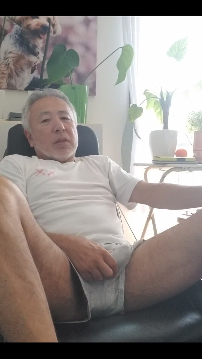 Japanese daddy: Een andere hoek