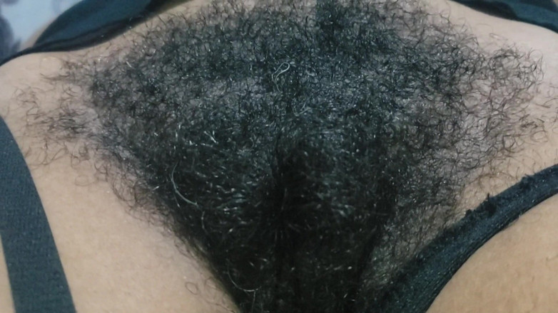 Lovemina: Pasó alrededor de pareja, coño peludo caliente de milf en...