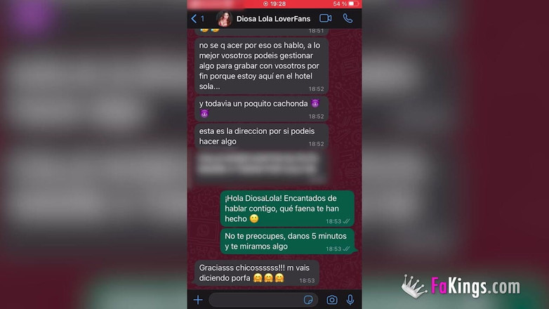 FAKings: DiosaLola: ¡una diosa española que quiere mostrarnos sus increíbles tetas y...