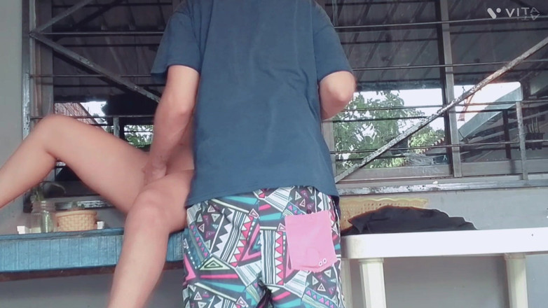 Kamila6922: Minha cunhada quer pau em todas as posições