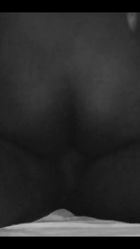 흑누나 Xvideos - 내 거리에서 섹스하러 온 음란한 소녀 - 나이트 캠으로 잡힌