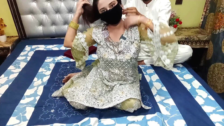 MehwishButt: Indian Girl Reverse Cowgirl Riding on Big Dick