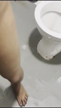 Bu Web Sitesinde En Çok Beğenilenler Otelde Su Tarzı Oral Seks Ile Seksi Doğal Memelere Sahip