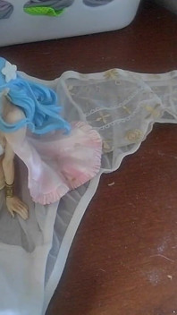 Stříkání na Nefertari Vivi Figurine!