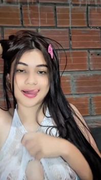 Famosa Tiktoker Muestra Sus Grandes Tetas