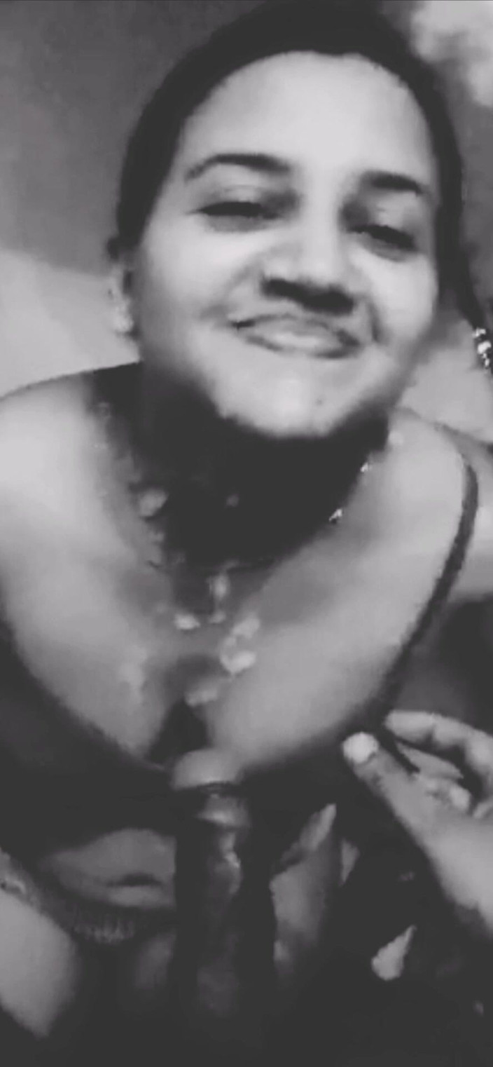 Sanayababhi: Shii, не выходи на мое лицо, в ванной подруги