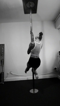 Twist, Turn, Stuzzica