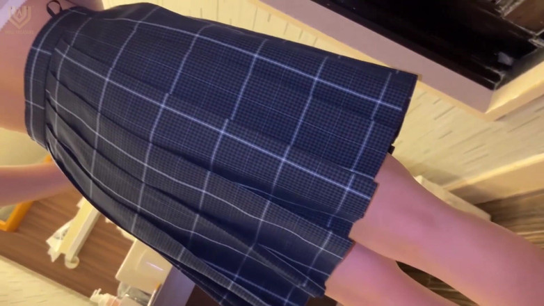 Japonica study book: Božské mléko H kelímek. Dokonalé tělo, které nevypadá jako osmnáctiletá