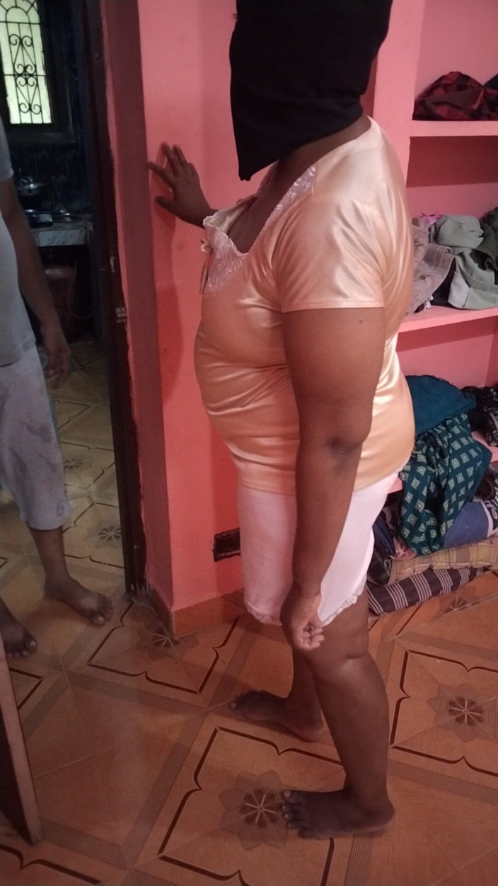 Benita sweety: For Emi Sex Infront of Husband