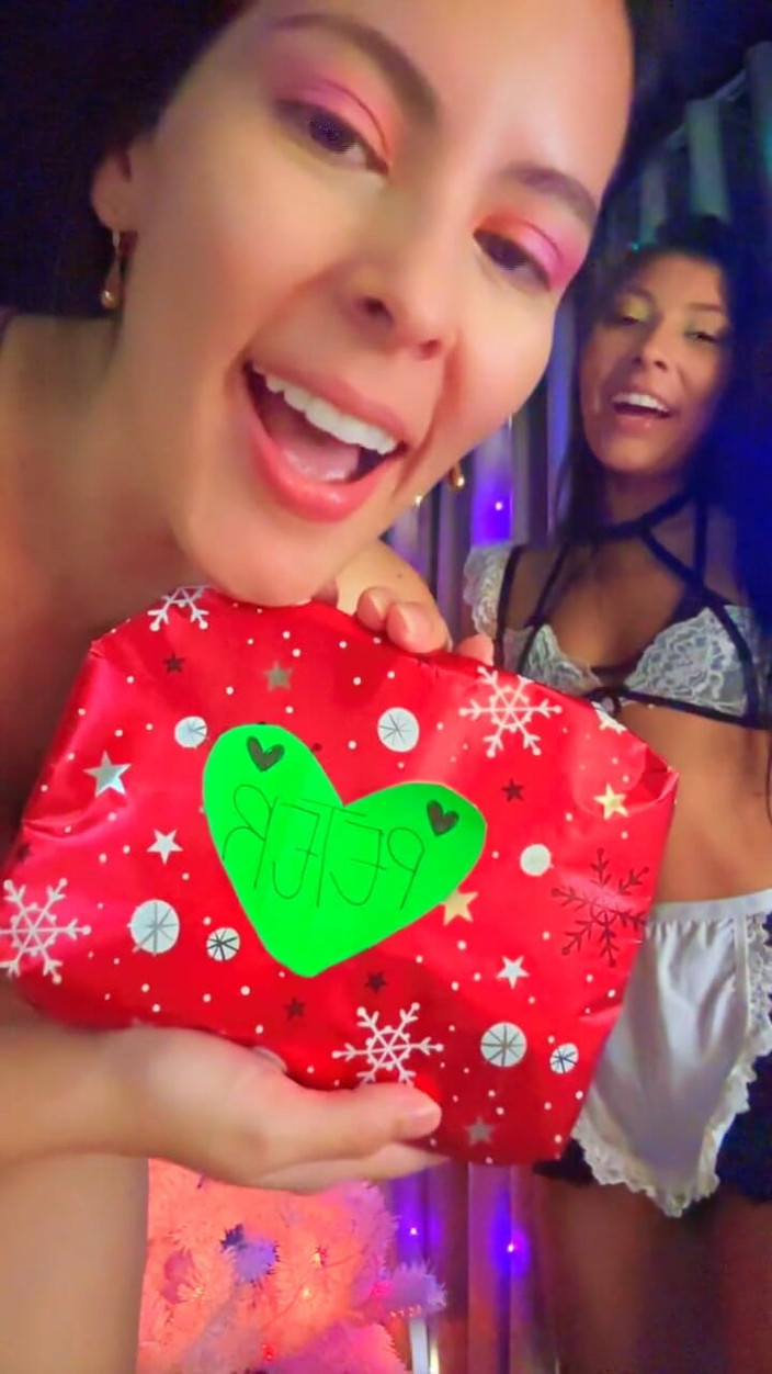 Vika_Sexting: Sărută-mă sub stele