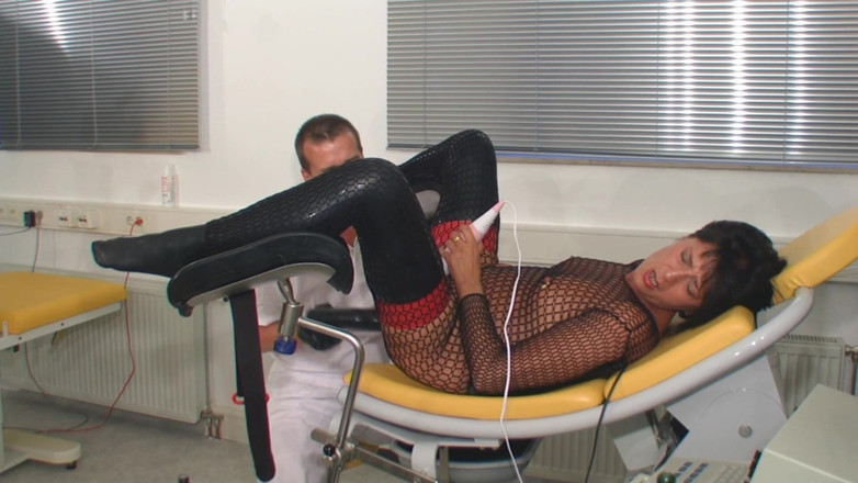 Rubber & Clinic Studio - 1ATOYS: Anal masturbation with wet piss orgasm