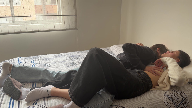 scarlettandc: Birbirimize sürtünüyoruz