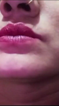 Kakak ipar india ciuman bibir seksi sama semua penggemarnya