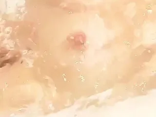 Princess18_: Underwater Farting and Underwater Breath Holding with Squirt