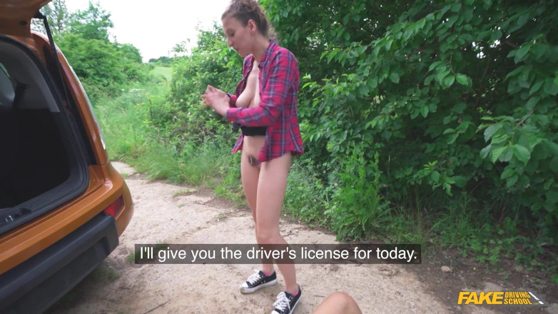 Fake Driving School: Compre-me um café e me fode