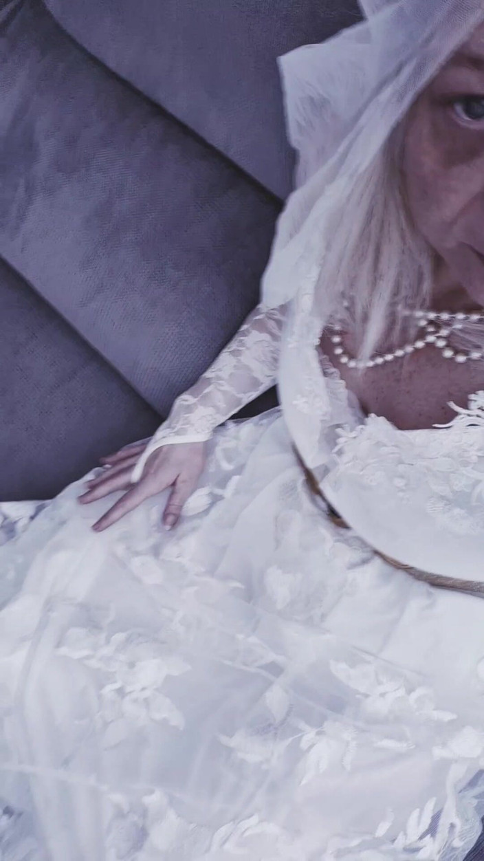 Sofy13: विवाहित महिला शीट और रंडी