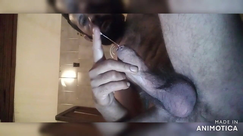 Stink HairyMale: Piss for breakfast