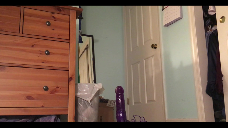 TheSatyrBoy: Deliğimin bu büyük oyuncaklar için çok dar olduğu eski klip...