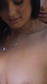 Lisa Burke和alicia Diamond Lesbo Strip & Titty Play