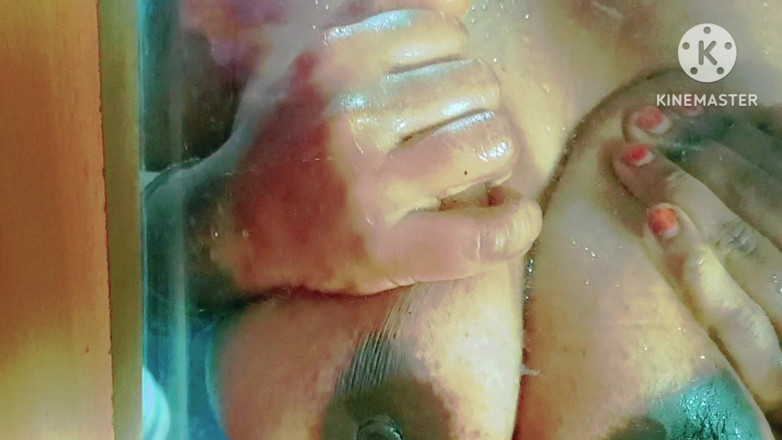 Sweethoneybgl: Sexy desi-meisje met enorme tieten gaf een hete pijpbeurt voor...