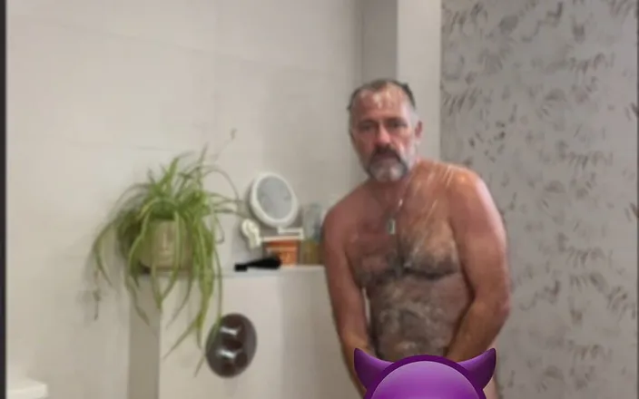 Daddybearvlc: Daddy Shower Time. Empting My Balls for My Boys. Cum...