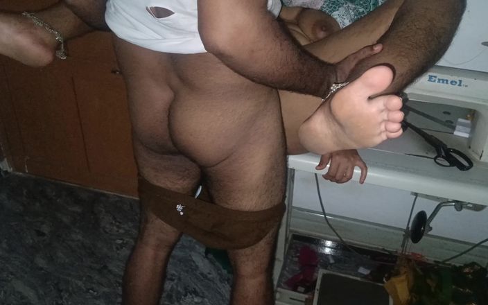 Mysoremanju: Taylor, femme au foyer, baise avec un client