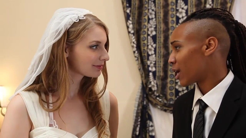 Lesbian Illusion: Kontras tinggi Lily Cade (filem penuh)